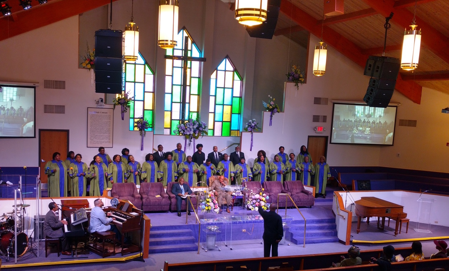 Baptist Church Gets Big Sound with FBT